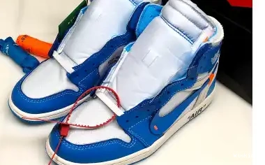 OF AQ0818-148 UNC BLUE - 1 JORDAN POWDER AIR 0502